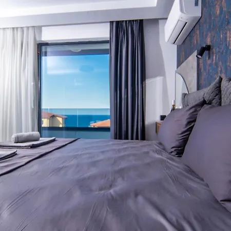 Къща за гости Dream House