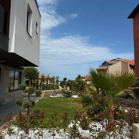 Konukevi Dream House *