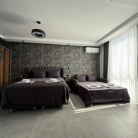 Къща за гости Dream House